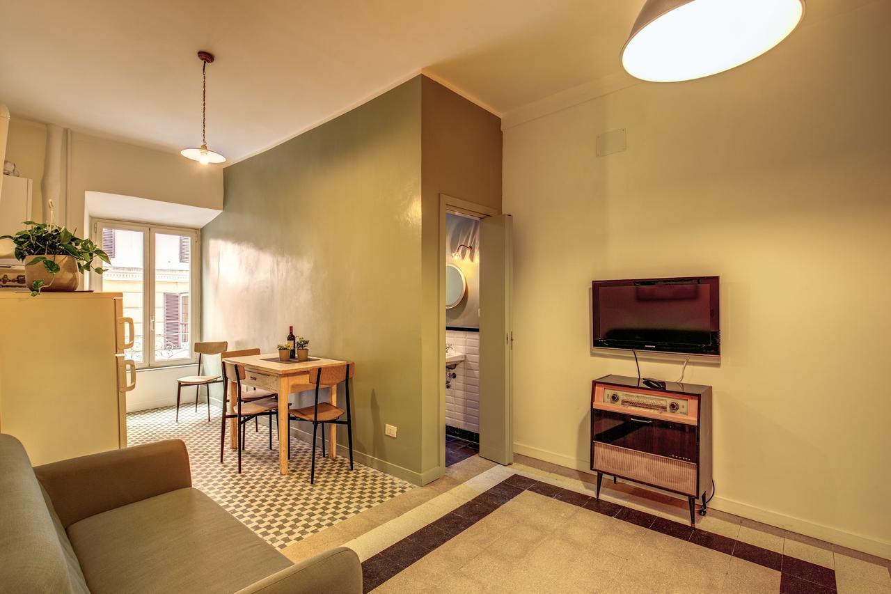 Trastevere San Cosimato Vintage Roma